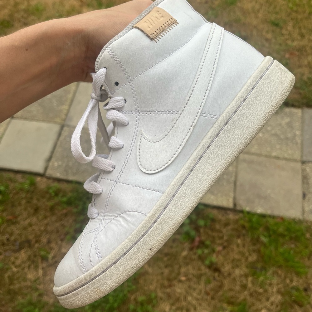 Nike Court Royal 2